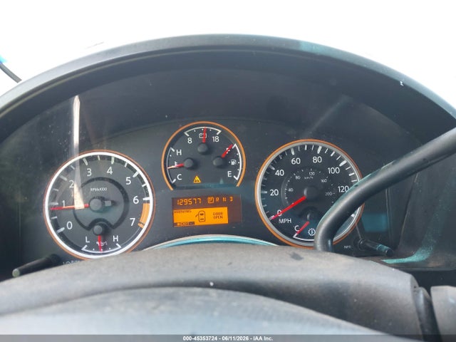 2013 Nissan TITAN SV 照片 7
