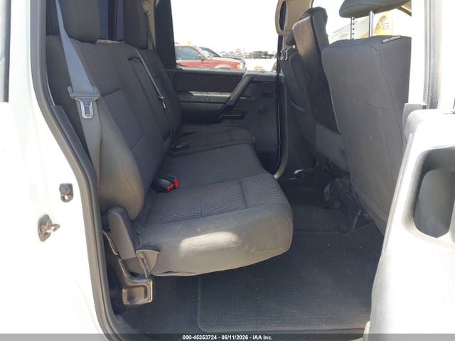 2013 Nissan TITAN SV 照片 8
