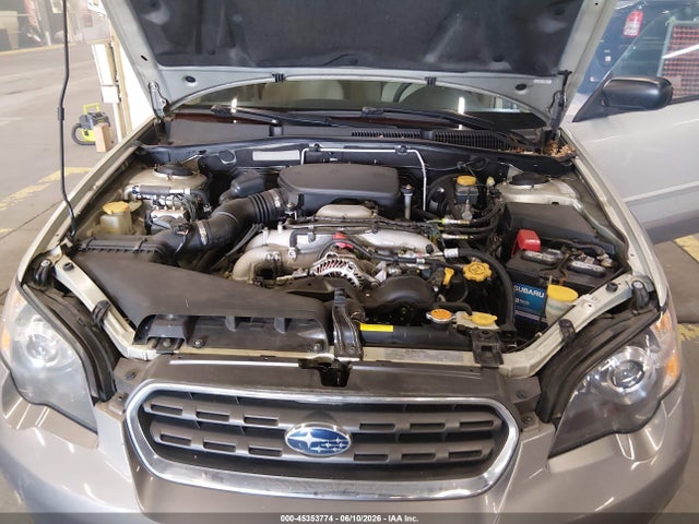 صورة 10 لـ 2005 Subaru OUTBACK 2.5I