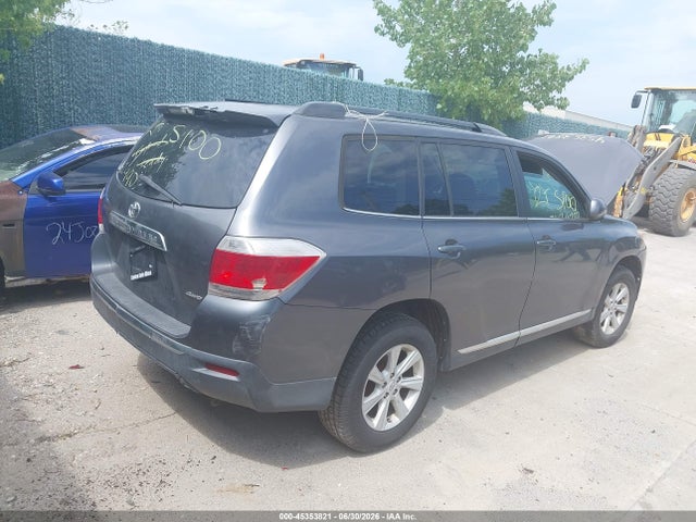 2013 TOYOTA HIGHLANDE SE V6