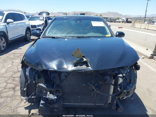 صورة 6 لـ 2020 Toyota CAMRY XSE