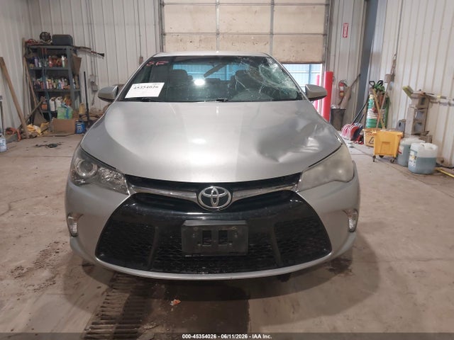 2015 Toyota CAMRY SE thumbnail 12