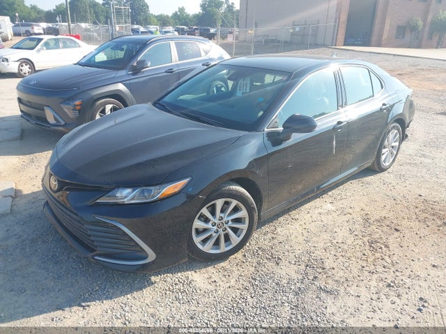 صورة 2 لـ 2021 Toyota CAMRY LE