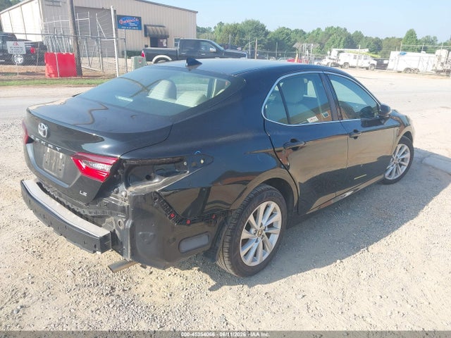 صورة 4 لـ 2021 Toyota CAMRY LE