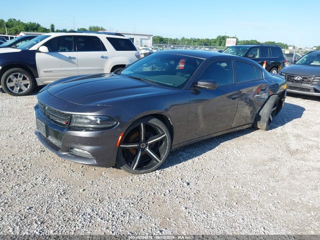 صورة 2 لـ 2017 Dodge CHARGER SXT RWD
