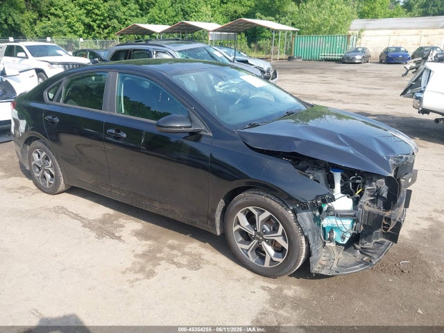 2019 KIA FORTE LXS