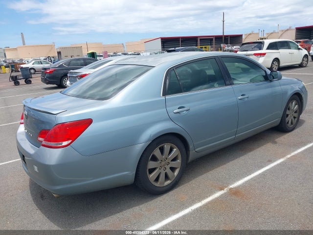 صورة 4 لـ 2005 Toyota AVALON XL