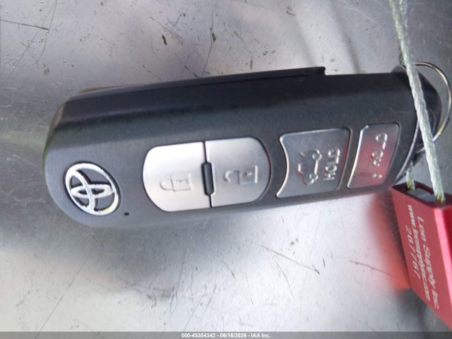 2019 Toyota YARIS L thumbnail 11