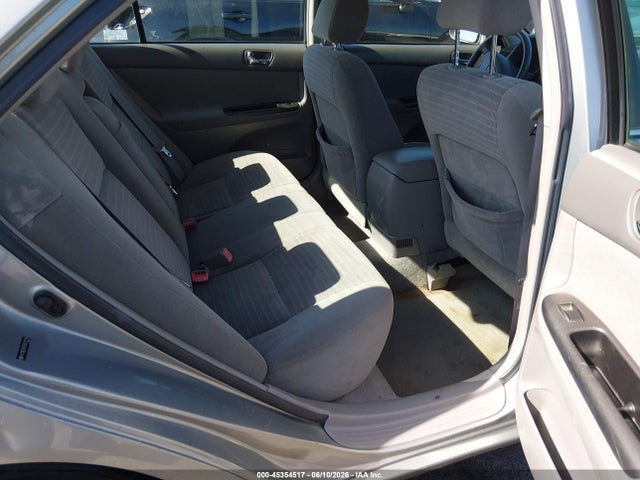 2005 Toyota CAMRY LE 照片 8