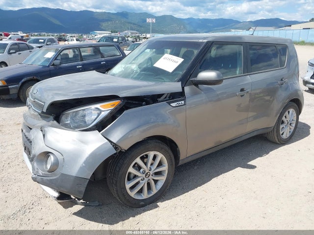 2017 KIA SOUL + 照片 2