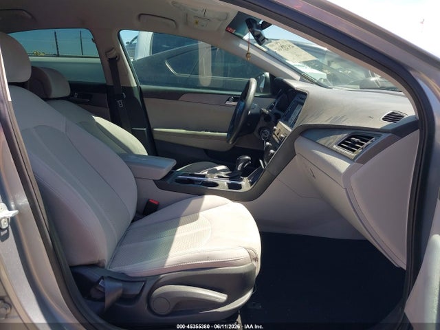 صورة 5 لـ 2016 Hyundai SONATA SE