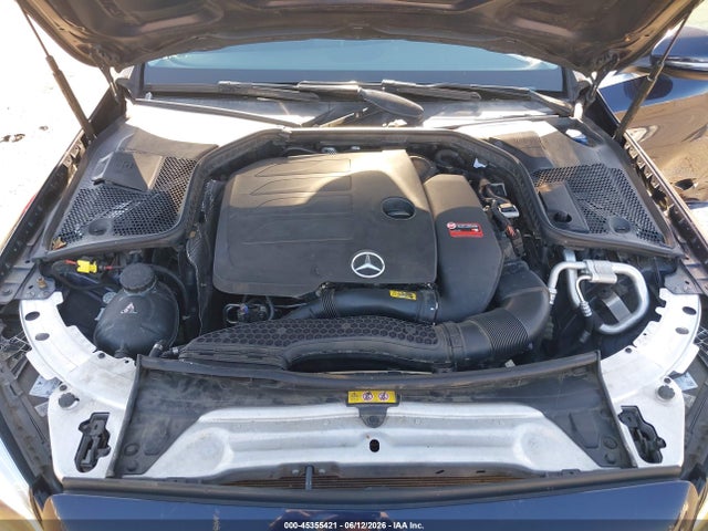 صورة 10 لـ 2019 Mercedes-BENZ C 300