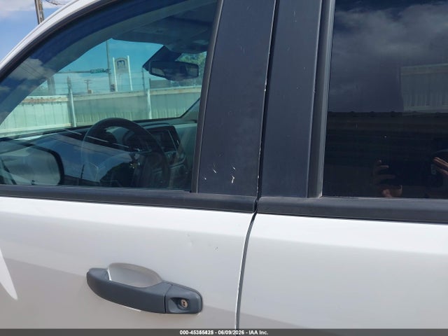 2016 Chevrolet COLORADO 2WD WT — фото 6
