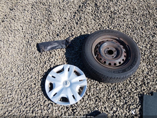 2010 Nissan VERSA 1.8S thumbnail 12