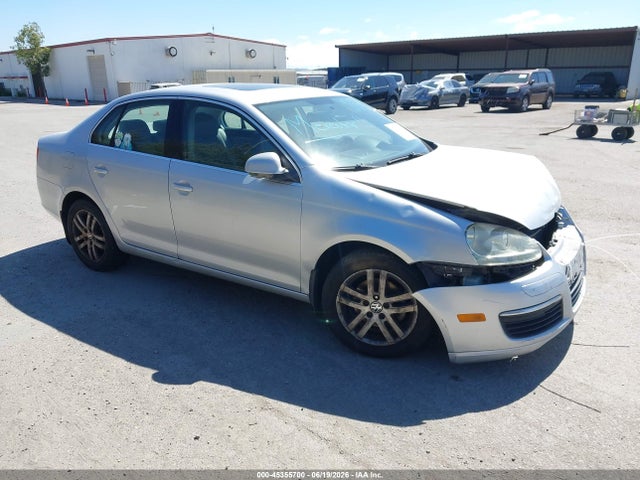 2006 VOLKSWAGEN JETTA 2.5
