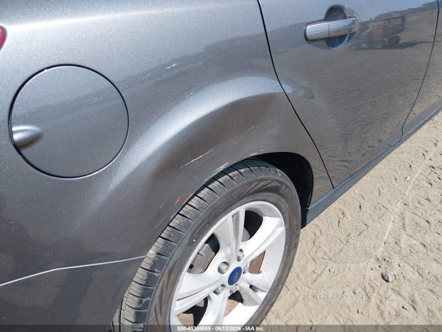 صورة 6 لـ 2014 FORD FOCUS SE