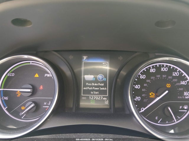 2020 Toyota CAMRY LE HYBRID photo 7