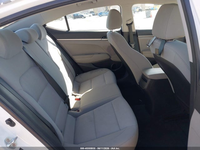 2017 Hyundai ELANTRA SE — фото 8