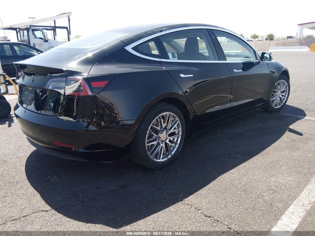 2018 Tesla MODEL 3 LONG RANGE/MID RANGE — фото 4