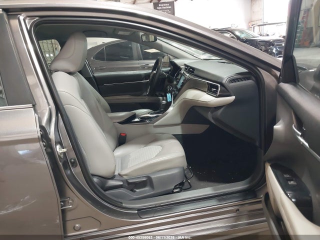 2019 TOYOTA CAMRY SE 5