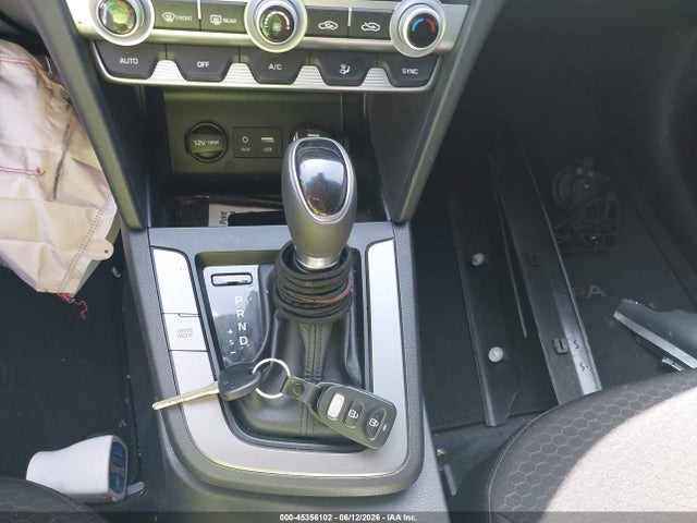 2020 Hyundai ELANTRA SE — миниатюра 11