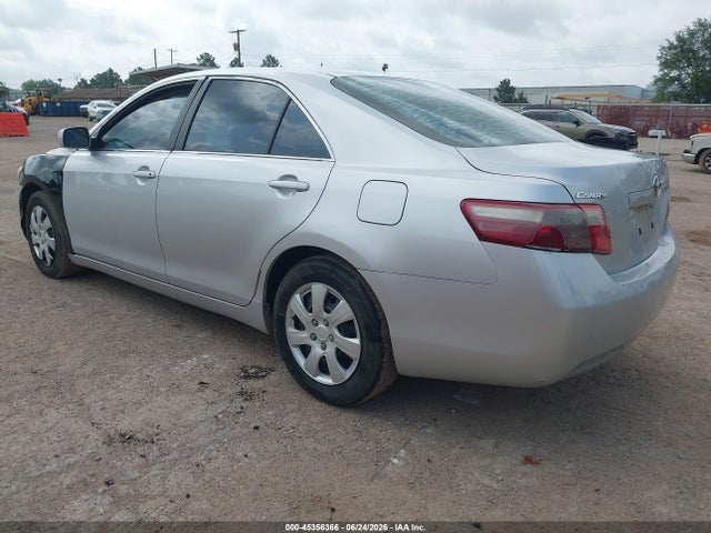 2008 Toyota CAMRY LE photo 3
