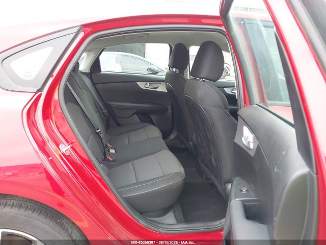 صورة 8 لـ 2024 KIA FORTE LXS