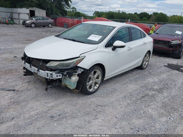 2017 Chevrolet CRUZE PREMIER AUTO photo 2