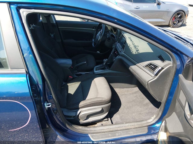 2017 Hyundai ELANTRA VALUE EDITION — фото 5