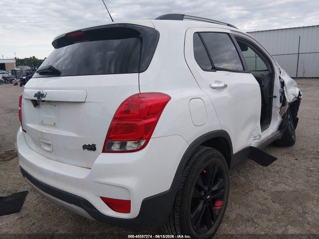 2019 CHEVROLET TRAX LT 4
