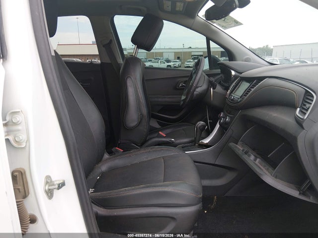 2019 CHEVROLET TRAX LT 5
