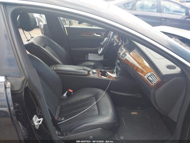 2014 Mercedes-BENZ CLS — фото 5