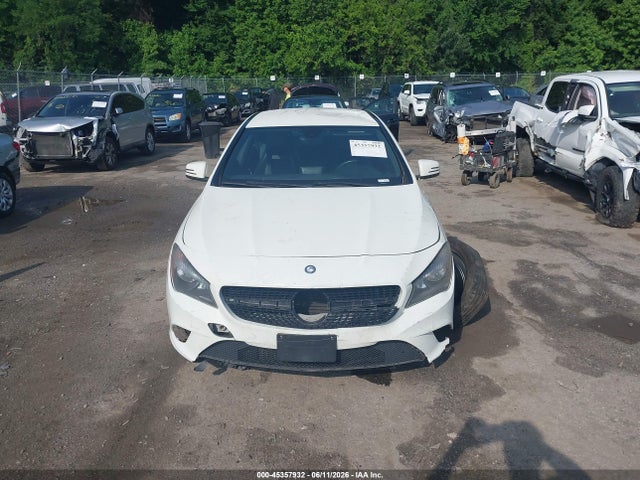 صورة 12 لـ 2014 Mercedes-BENZ CLA