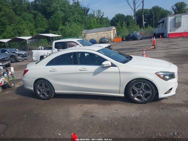 صورة 13 لـ 2014 Mercedes-BENZ CLA