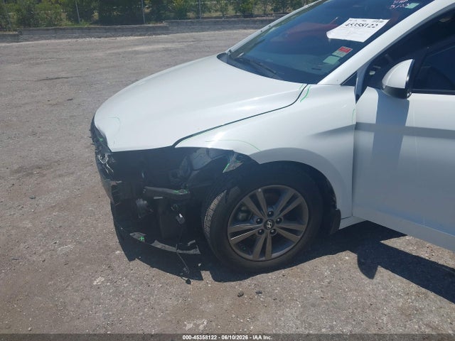 2017 Hyundai ELANTRA SE 照片 6