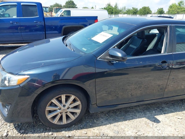 2014 Toyota CAMRY SE photo 6