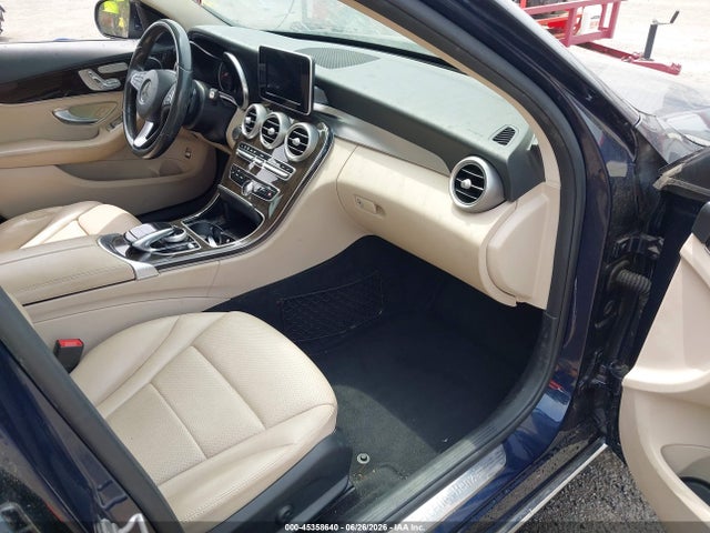 2015 Mercedes-BENZ C 300 照片 5