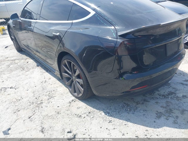 صورة مصغرة 19 لـ 2020 Tesla MODEL 3 PERFORMANCE DUAL MOTOR ALL-WHEEL DRIVE