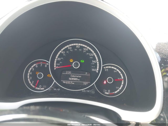 2014 Volkswagen BEETLE 2.5L photo 7