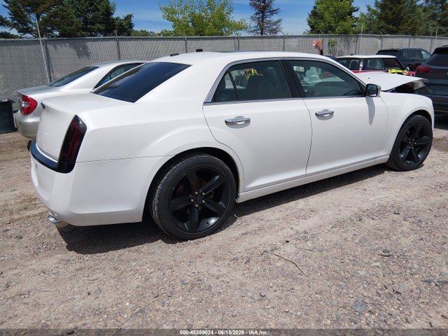 صورة 4 لـ 2012 Chrysler 300C AWD