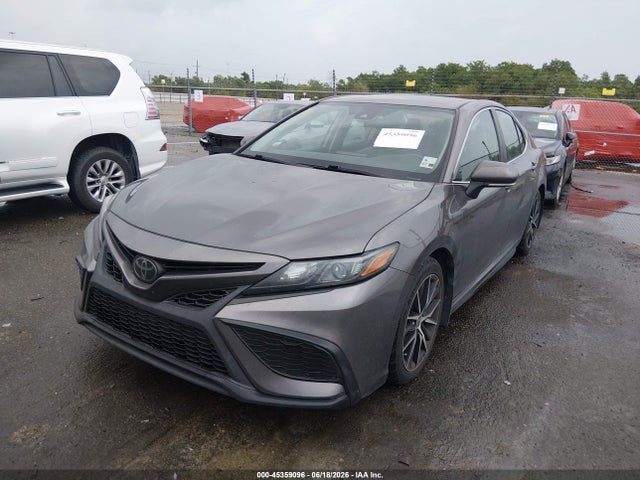 صورة 2 لـ 2023 Toyota CAMRY SE
