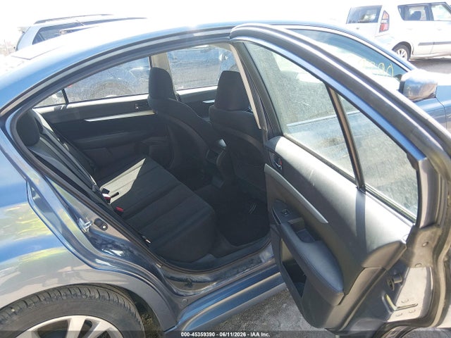 صورة 8 لـ 2013 Subaru LEGACY 2.5I PREMIUM