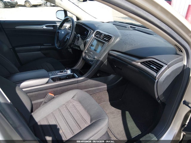 صورة 5 لـ 2019 FORD FUSION HYBRID SE