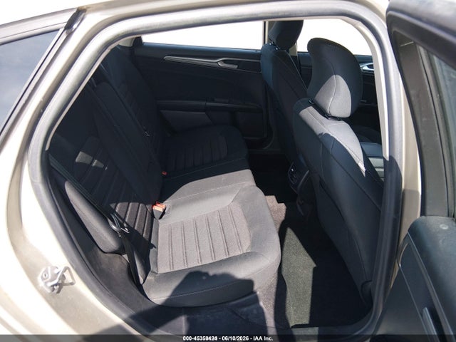 صورة 8 لـ 2019 FORD FUSION HYBRID SE