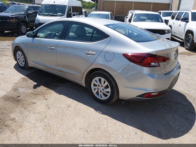 2020 Hyundai ELANTRA SE 照片 3