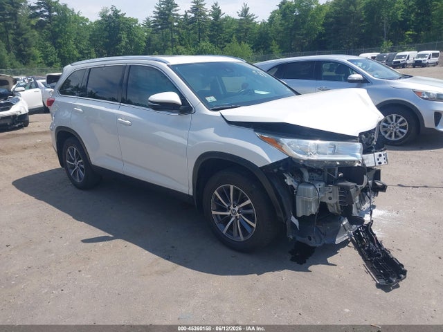 2019 TOYOTA HIGHLANDE XLE