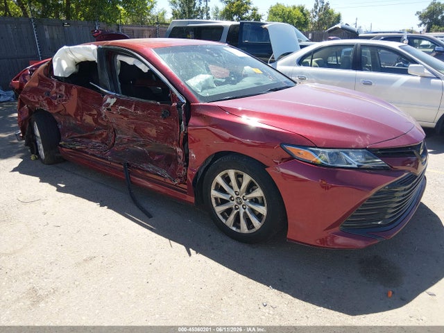 2018 TOYOTA CAMRY LE