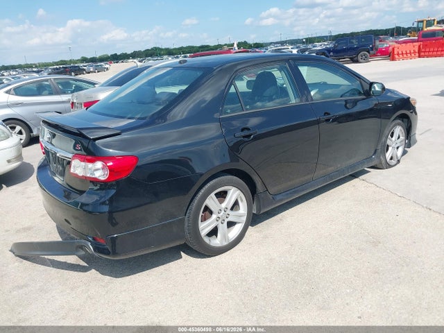 2013 Toyota COROLLA S — фото 4