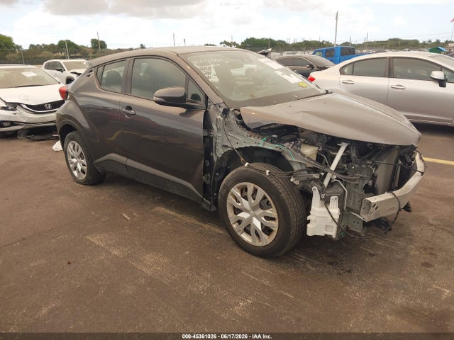 2021 TOYOTA C-HR LE