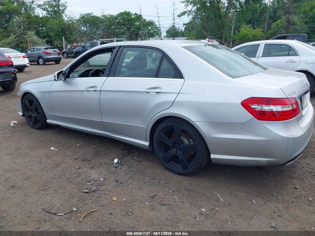 2010 Mercedes-BENZ E 350 4MATIC — миниатюра 13